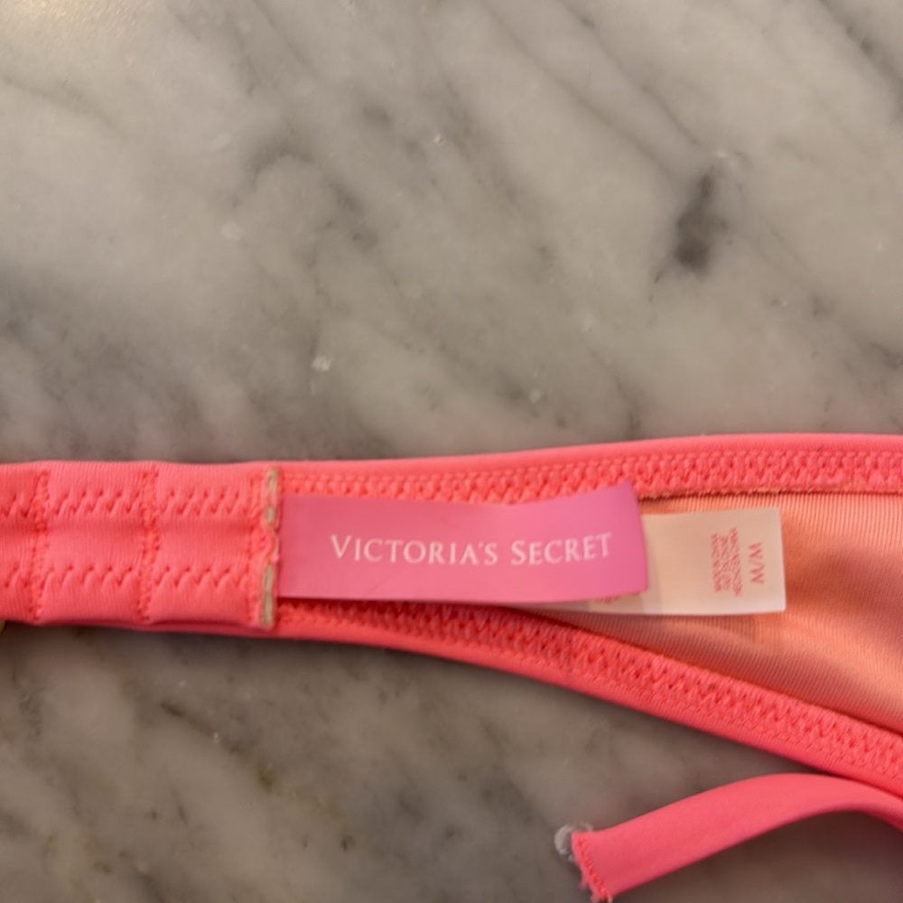 Victoria's Secret Coral Bikini Top - Picture 3 of 3